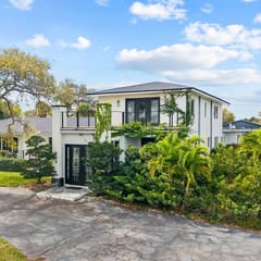 McCarty Mansion - Waterfront 7Br/6Ba Sleeps 20