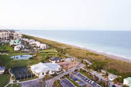 Seaside Solace: 1BR/1Bath Condo - Image 2