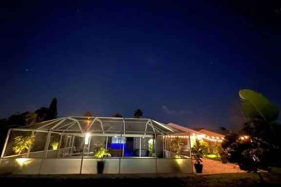 Barefoot Bungalow - 3 BR Pool home with Hot Tub - Image 1
